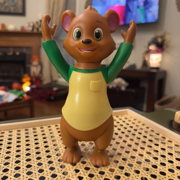 Just Play Disney Jr Goldie and Bear 7.5" Poseable Plastic Figure Figurine Toy - Picture 4 of 9